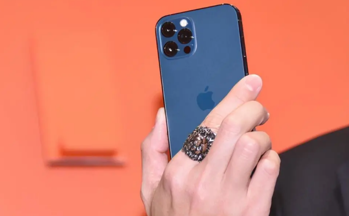 霞浦苹果手机维修分享iPhone12系列重启方法教程 